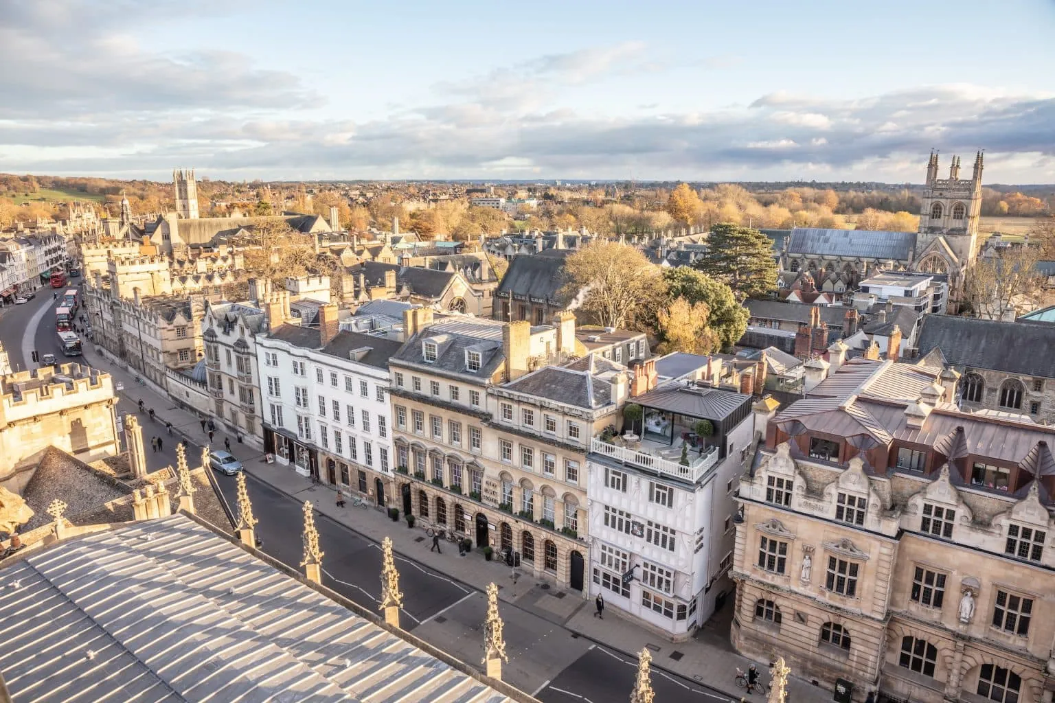 0007 – 2018 – St Mary’s Church – Oxford – High Res – Old Bank Hotel Quod View – Web Hero